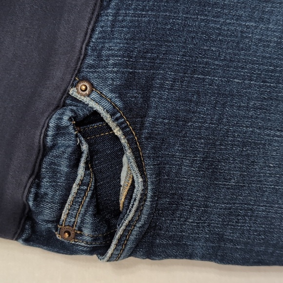 Old Navy Stretch Straight Leg Maternity Jeans Size Medium - Picture 4 of 5